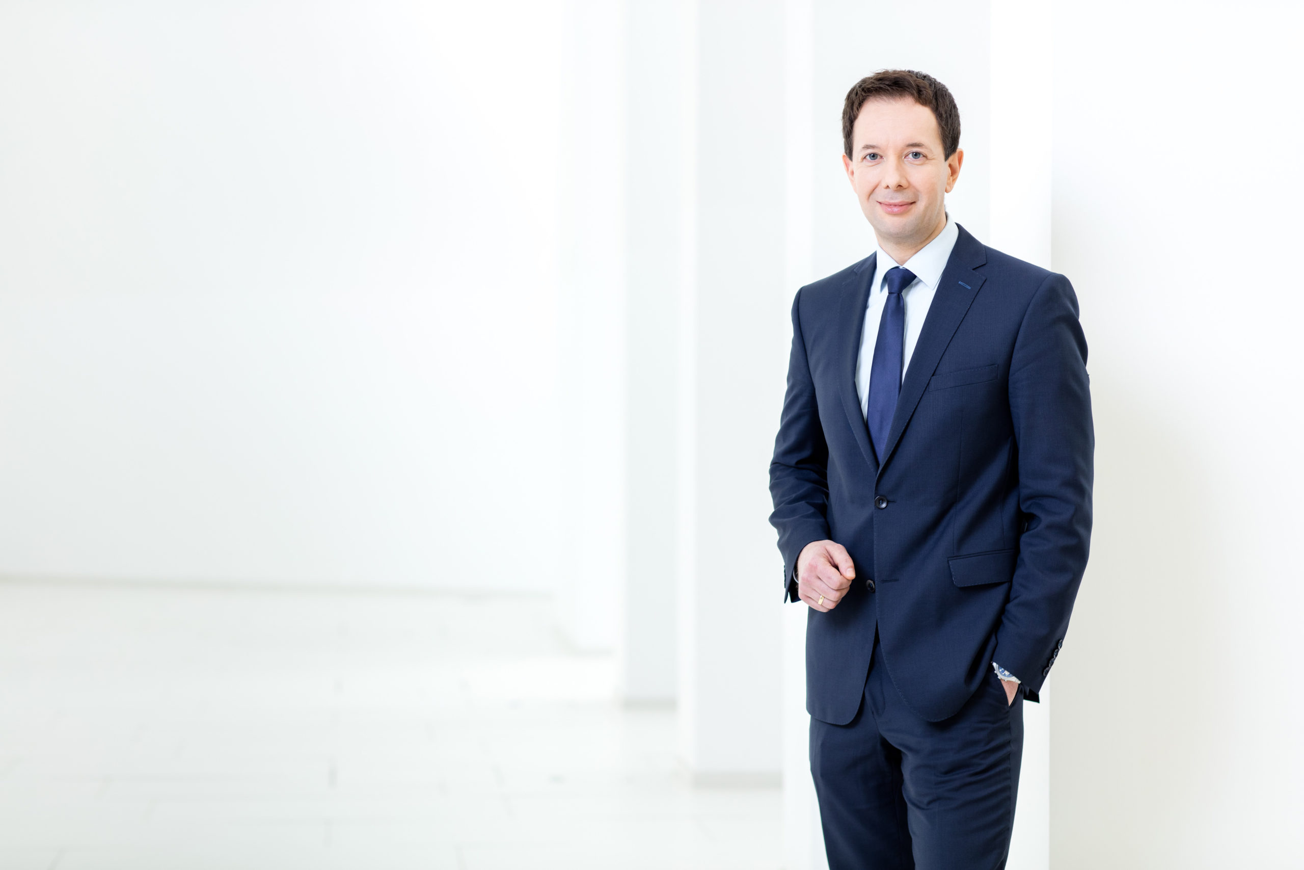 Ganzkörperportrait des Wien Energie Geschäftsführer Karl Gruber