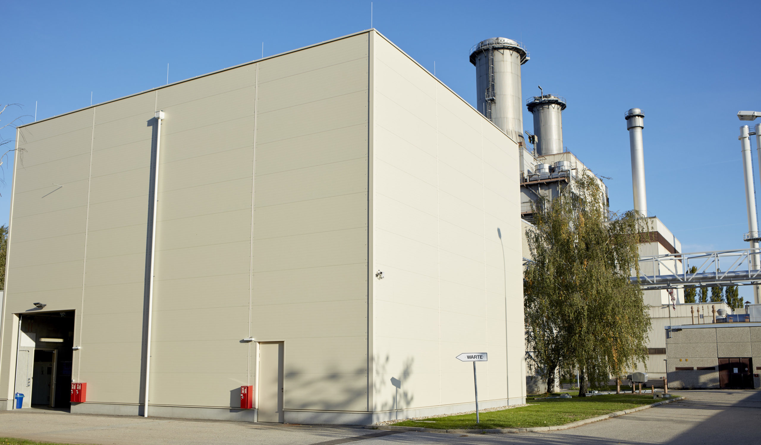 E-Heizer_Leopoldau_außen