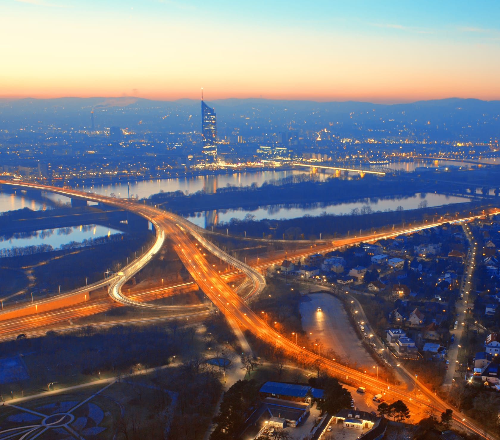 Vogelperspektive-Wien-Energie-Sonnenuntergang