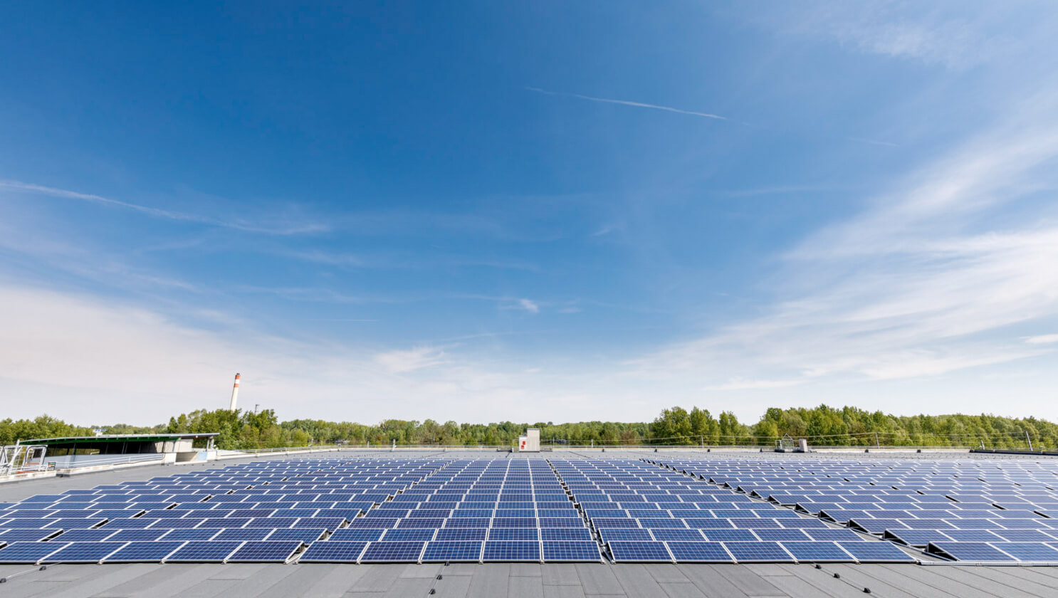 BürgerInnen-Kraftwerk mit vielen Photovoltaik-Paneele