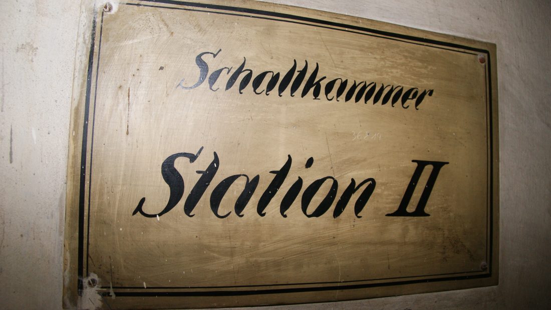Ehemaliger Standort Mariannengasse, Schilder mit der Aufschrift Schallkammer.