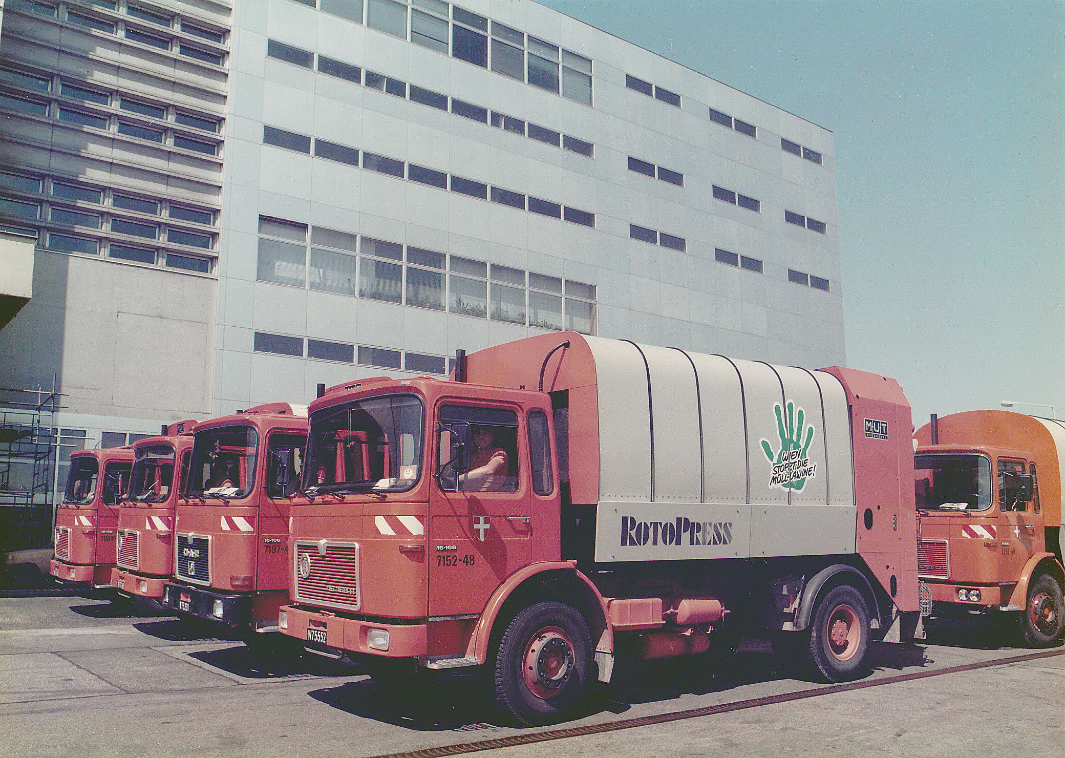 Müllverbrennungsanlage Spittelau Errichtung Müllfahrzeuge