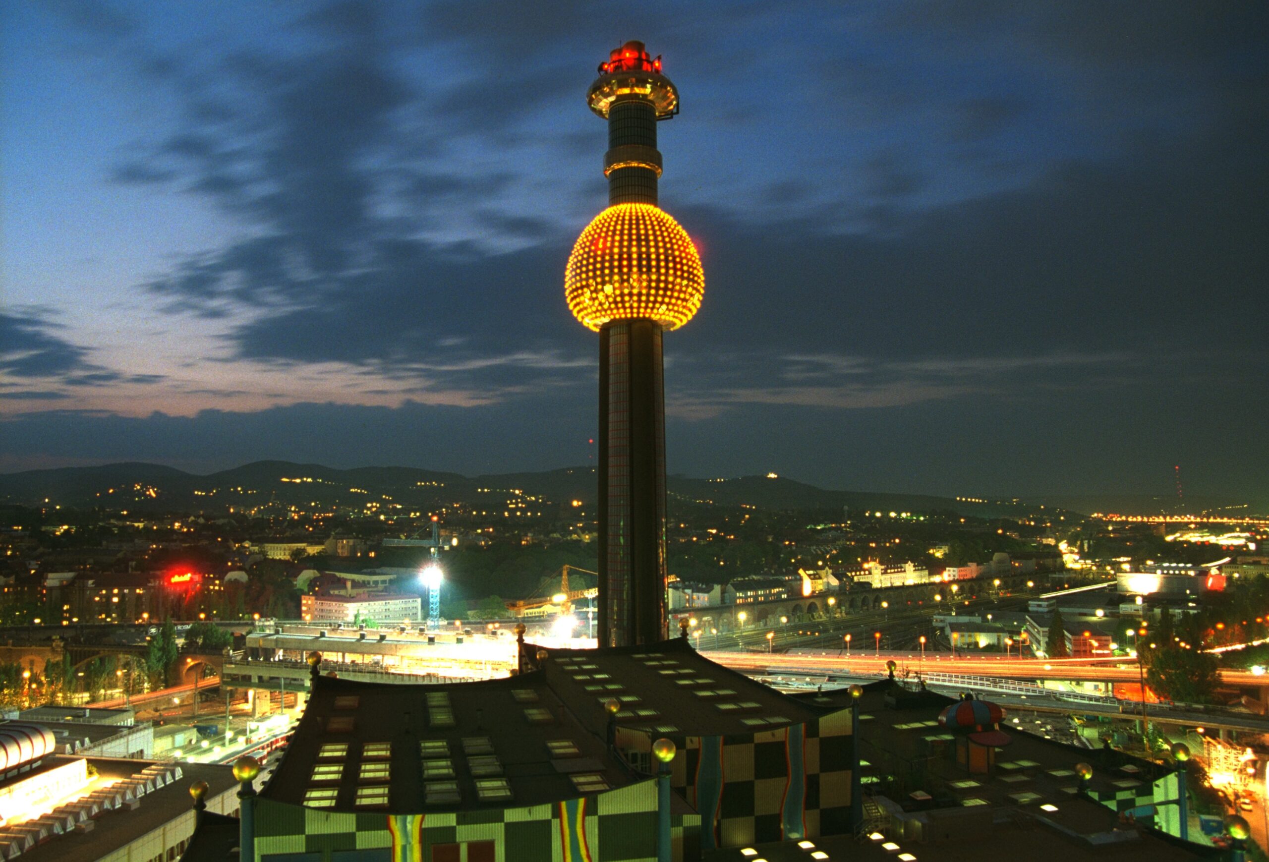 Müllverbrennungsanlage Spittelau Nacht