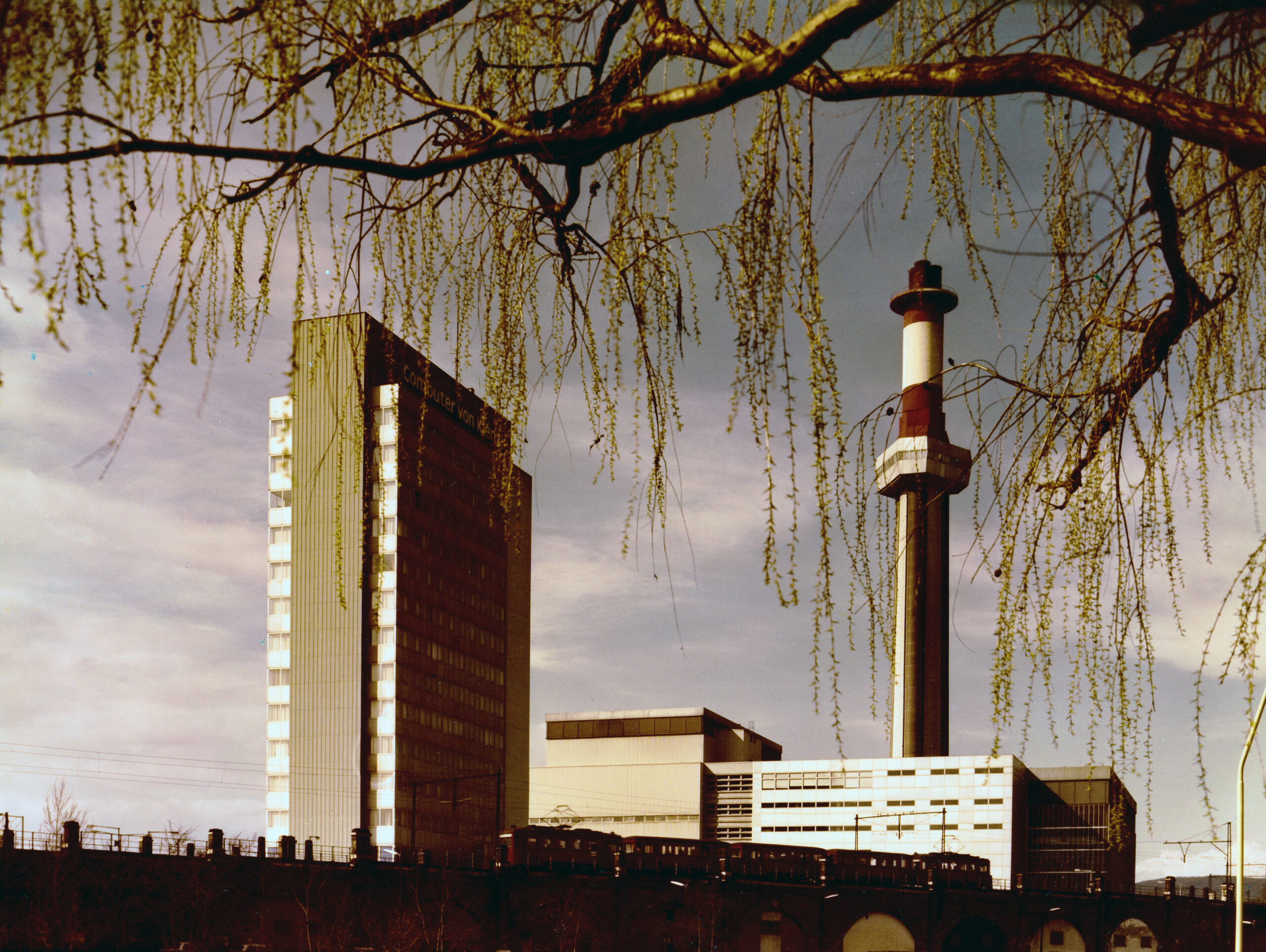 Müllverbrennungsanlage Spittelau Errichtung Fertigstellung