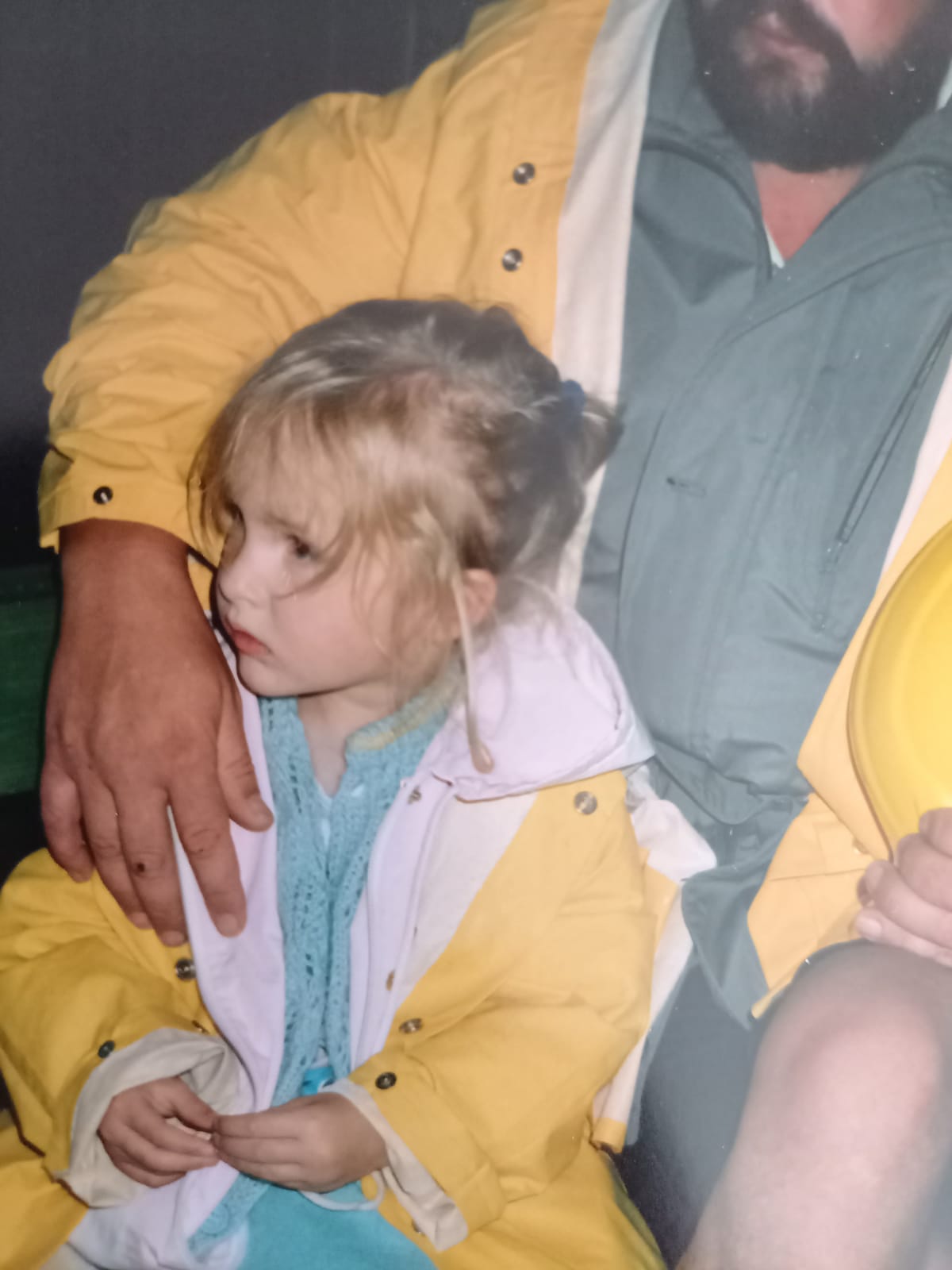 Die kleine Helene bei einer Führung am Erzberg.