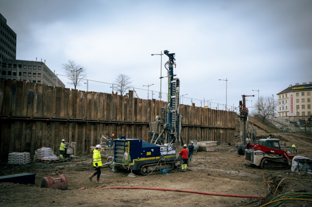 Baustelle Village im Dritten