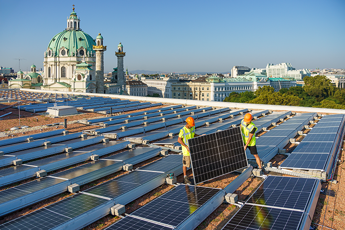 Im Zuge der Modernisierung des Wien Museums wurde eine Photovoltaikanlage am Dach errichtet. Dadurch bezieht das Gebäude nun grüne Energie.