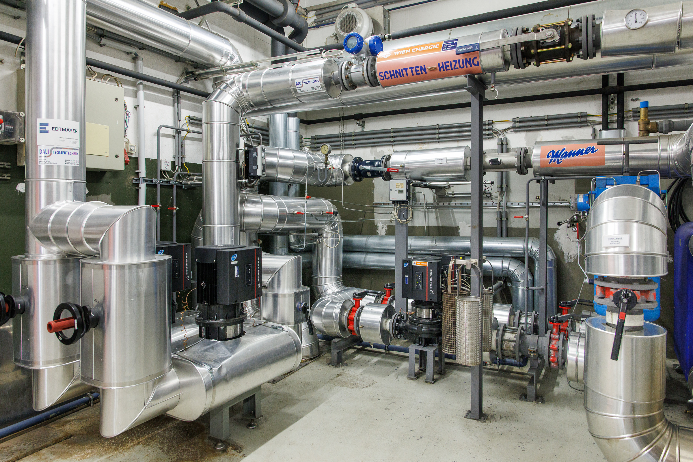 Fernwärme-Übergabestation in der Manner Schnitten-Fabrik.