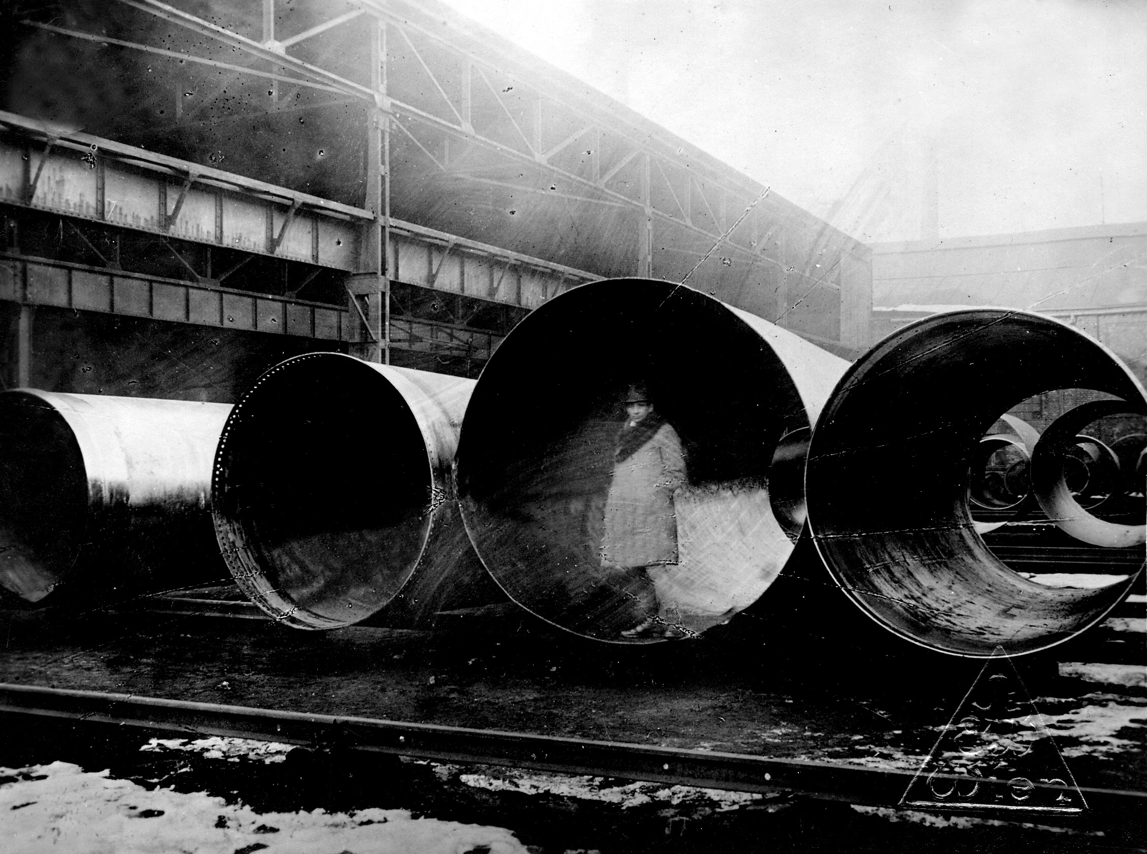 Historische Aufnahmen des Wasserkraftwerk Opponitz, Rohre.